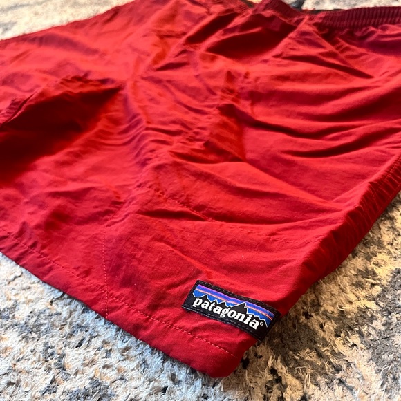 Patagonia Men’s Baggie Shorts | Red | Large - Picture 2 of 6